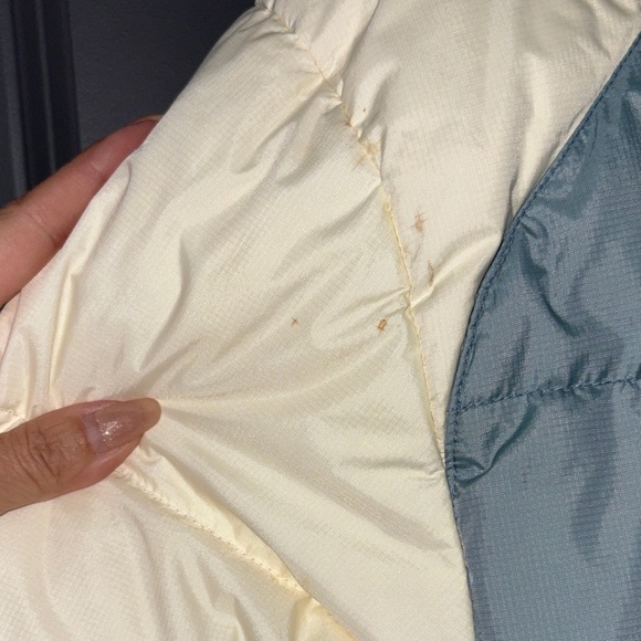 NAUTICA Thick Puffer/Ski Jacket in Pale Blue & Cream. Reversible. - Picture 7 of 14